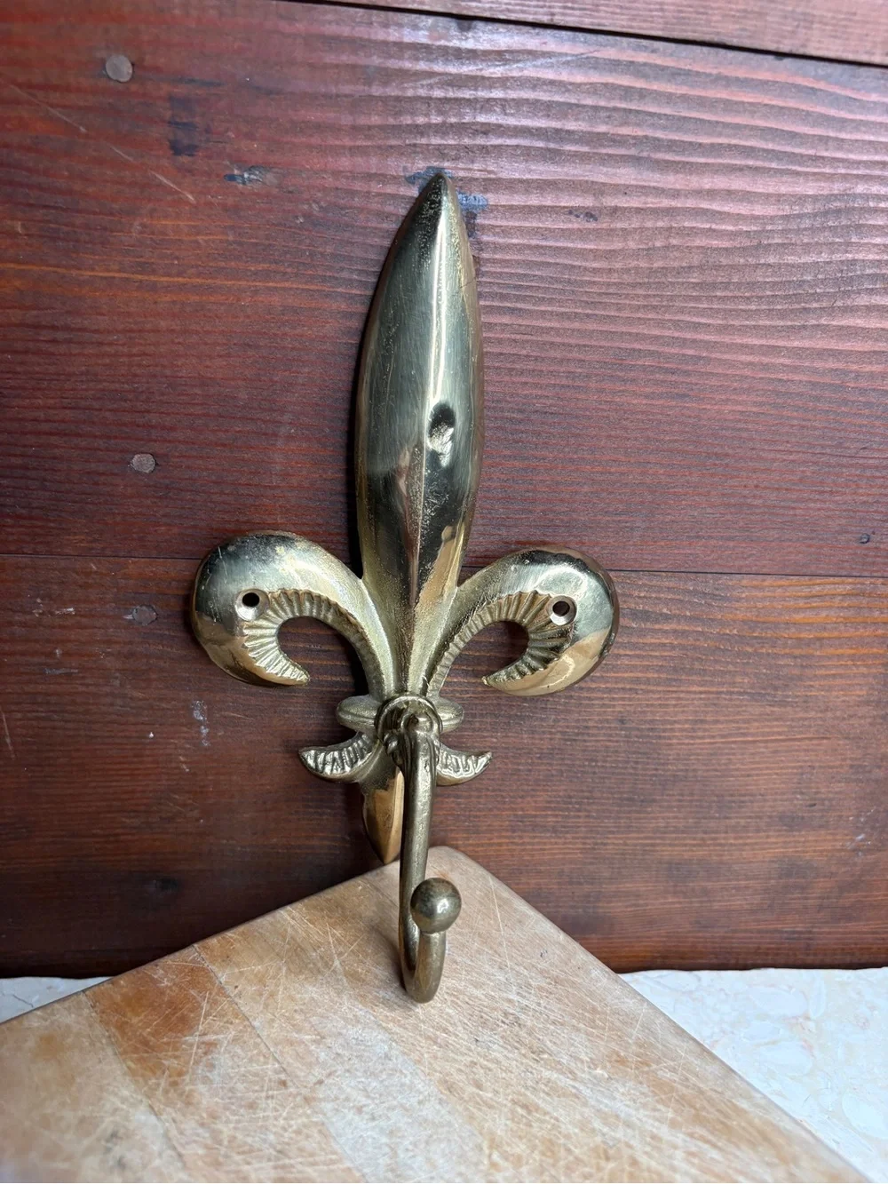 Vintage Gold Brass Fleur de Lis Decorative Single Hook Wall Hook